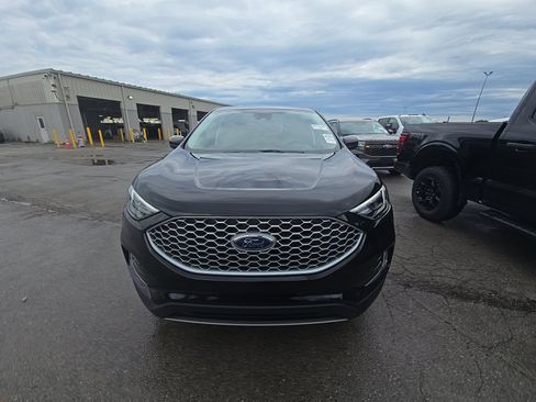 Used 2024 Ford Edge SEL w/ Convenience Package AWD/4WD image 2