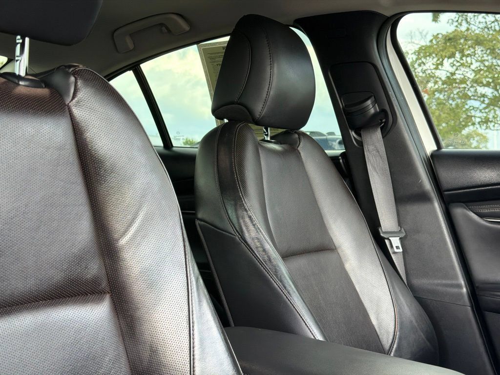 Used 2019 MAZDA MAZDA3 Sedan w/ Premium Package FWD image 21