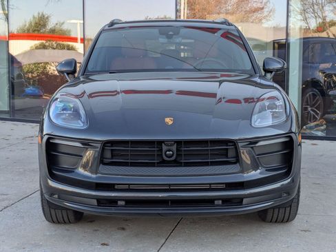 New 2026 Porsche Macan image 6