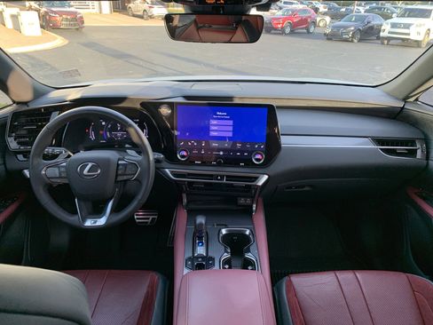 Certified 2024 Lexus RX 500h F Sport image 30