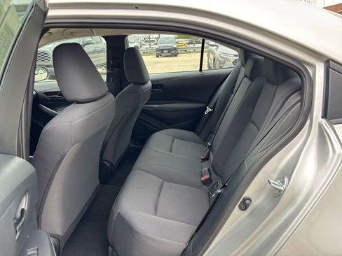 Used 2025 Toyota Corolla LE FWD image 23