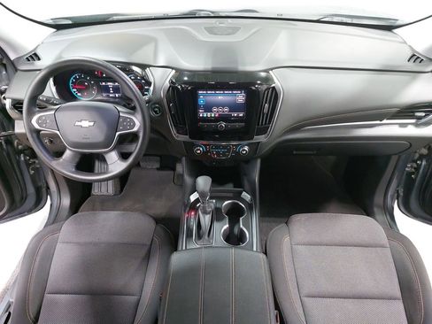 Used 2021 Chevrolet Traverse LS FWD image 9