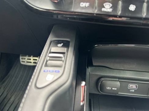 Used 2023 Kia Telluride SX Prestige X-Pro AWD/4WD image 29