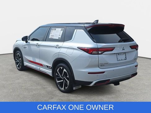 Used 2023 Mitsubishi Outlander 4WD Plug-In Hybrid image 7