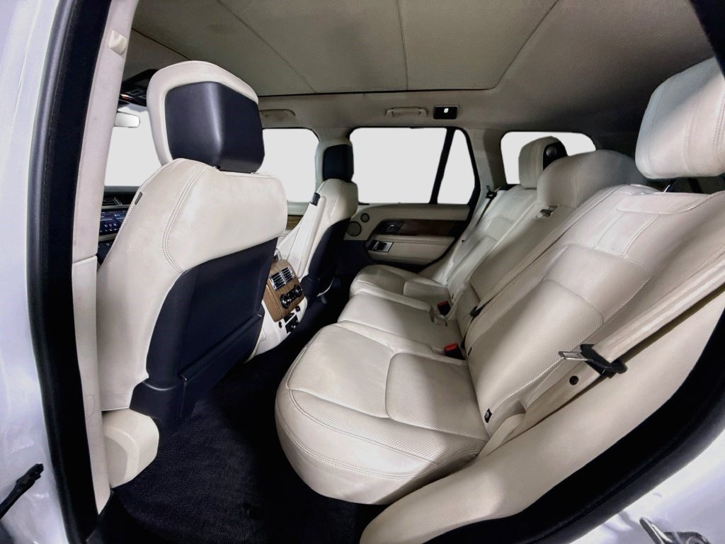 Used 2019 Land Rover Range Rover HSE AWD/4WD image 24