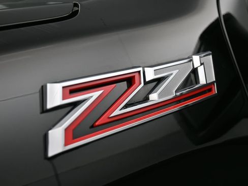 Used 2024 Chevrolet Silverado 1500 LT Trail Boss w/ Convenience Package II image 33