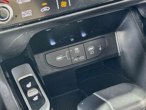 Used 2024 Kia Sorento SX AWD/4WD image 32