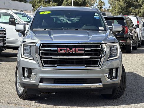 Used 2024 GMC Yukon SLT RWD image 2