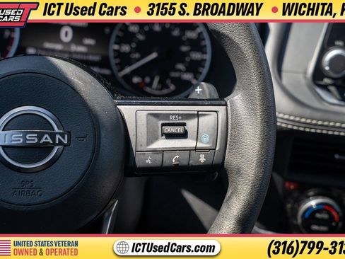 Used 2023 Nissan Rogue SV FWD image 18