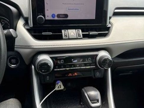 Used 2023 Toyota RAV4 XLE Premium FWD image 10
