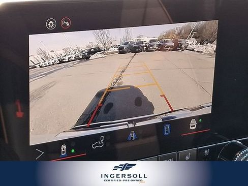 Used 2025 GMC Canyon AT4 w/ Technology Plus Package image 21