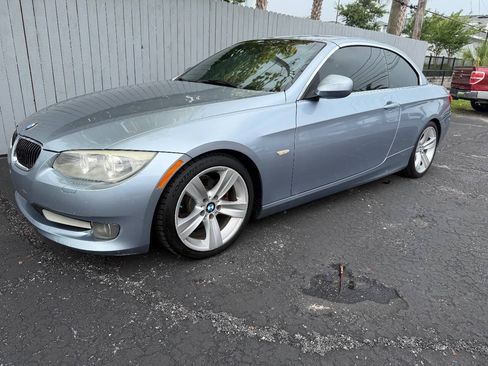 Used 2011 BMW 328i Convertible RWD image 3