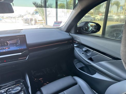 Used 2024 BMW 530i w/ M Sport Package RWD image 23