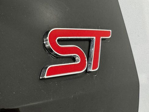 Used 2022 Ford Explorer ST w/ ST Street Pack AWD/4WD image 34