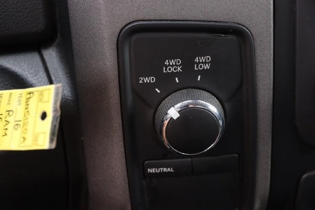 Used 2016 RAM 2500 Tradesman w/ Chrome Appearance Group AWD/4WD image 14