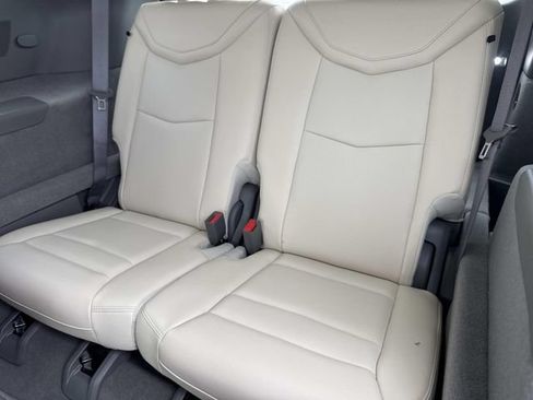 Used 2024 Cadillac XT6 Premium Luxury FWD image 13
