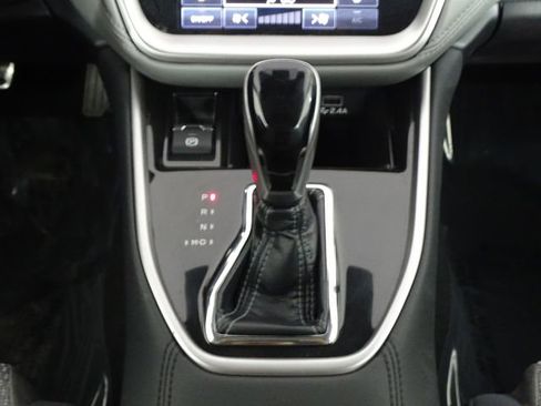 Used 2023 Subaru Outback Premium image 37