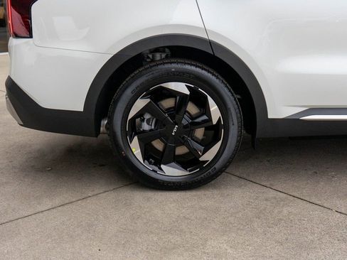 New 2026 Kia Sorento EX image 32