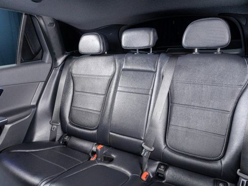 New 2025 Mercedes-Benz GLC 300 image 25