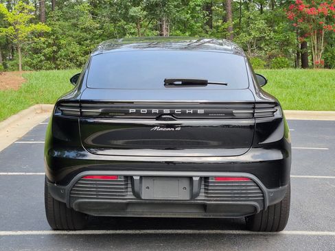 Used 2025 Porsche Macan 4 Electric AWD/4WD image 29