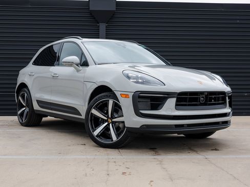 New 2026 Porsche Macan S image 9