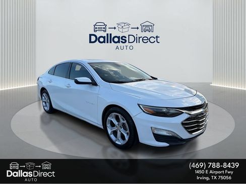 Used 2020 Chevrolet Malibu LT FWD image 2