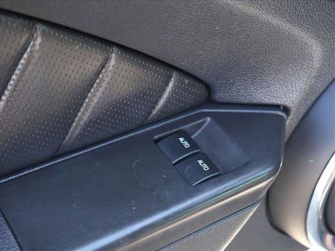 Used 2011 Ford Mustang Premium w/ 203A Rapid Spec Order Code RWD image 9