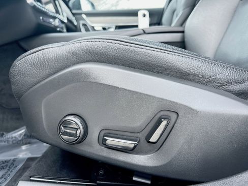 Used 2023 Volvo S90 B6 Plus image 14