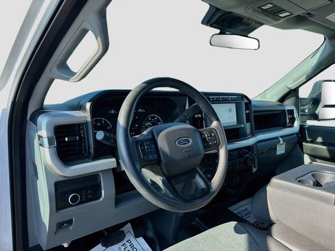 Used 2024 Ford F350 XL AWD/4WD image 9
