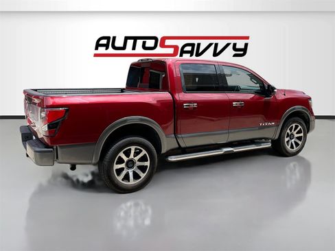 Used 2021 Nissan Titan Platinum Reserve w/ Moonroof Package image 7