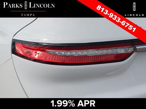 Certified 2025 Lincoln Corsair Reserve FWD image 7