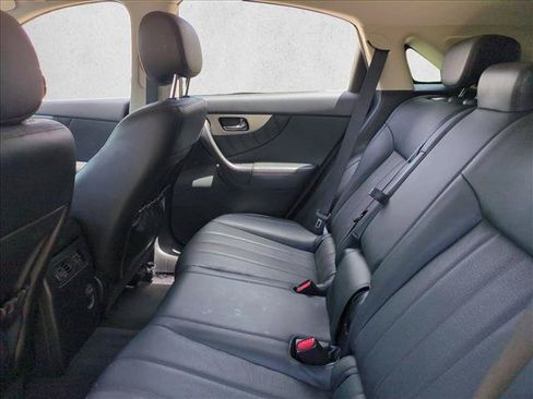 Used 2017 INFINITI QX70 2WD image 19