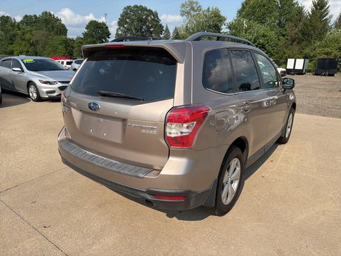 Used 2014 Subaru Forester 2.5i Limited AWD/4WD image 4