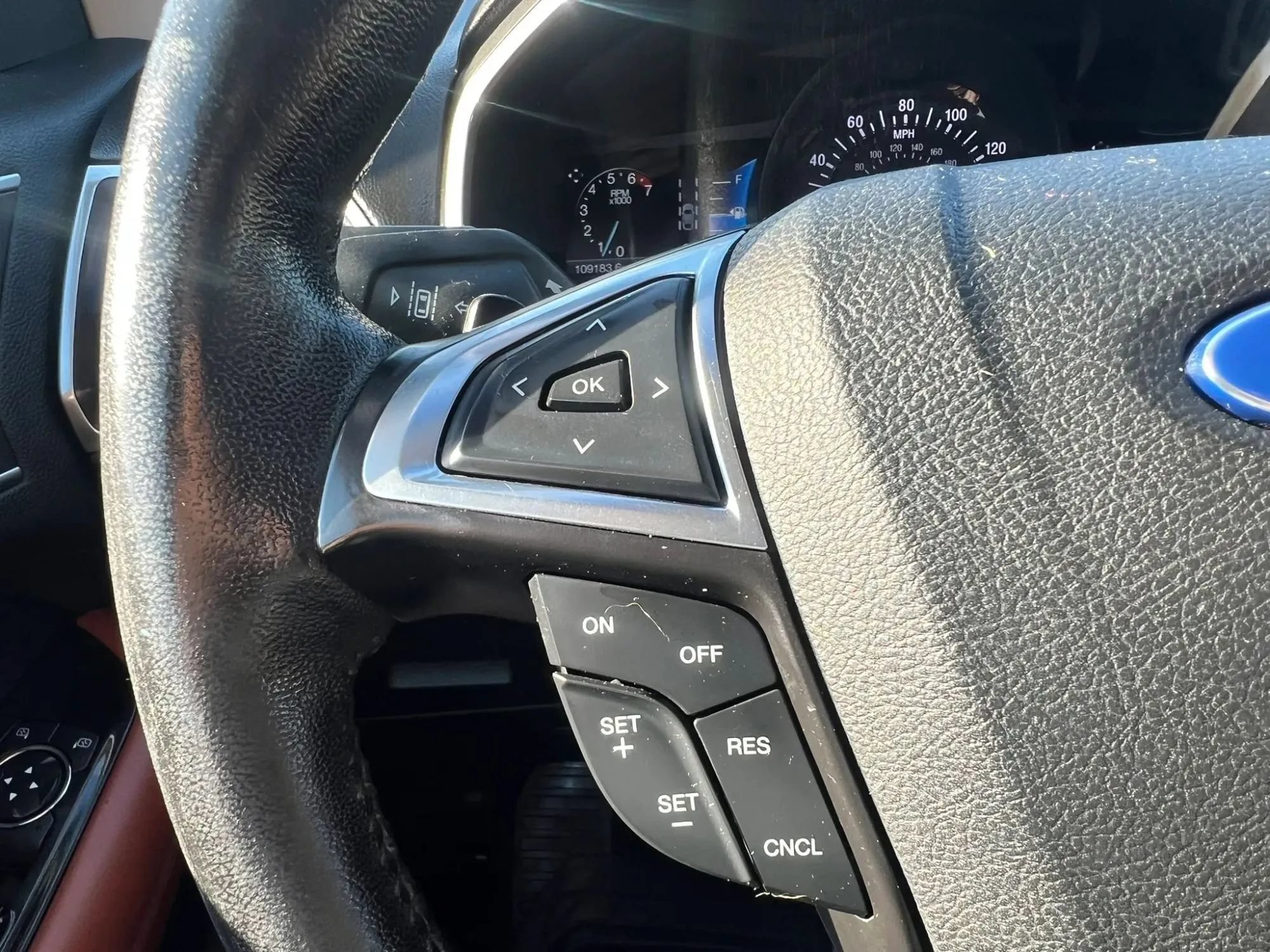 Used 2016 Ford Edge Titanium w/ Equipment Group 302A AWD/4WD image 19