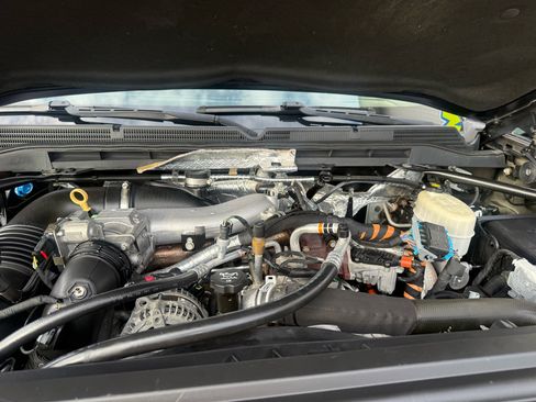 Used 2016 GMC Sierra 3500 Denali w/ Duramax Plus Package image 8