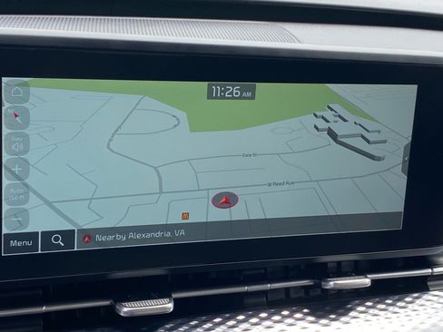 Used 2024 Kia Carnival SX Prestige FWD image 16
