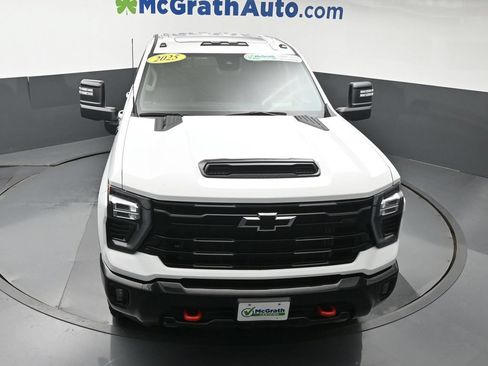 Used 2025 Chevrolet Silverado 2500 LTZ w/ LTZ Plus Package AWD/4WD image 29