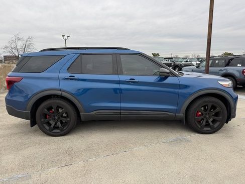 Certified 2020 Ford Explorer ST w/ ST Street Pack image 2