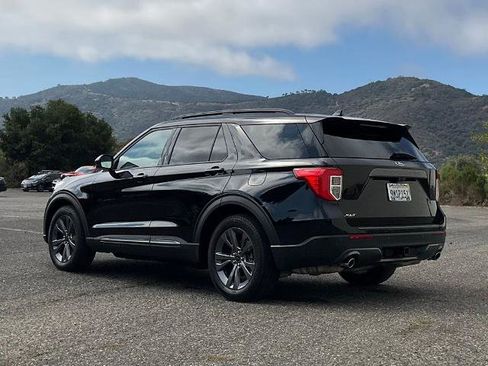 Certified 2024 Ford Explorer XLT w/ Equipment Group 202A image 4