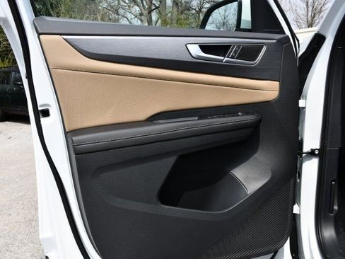 New 2026 Volkswagen Atlas Cross Sport SE AWD/4WD image 10
