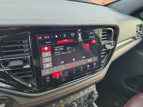 Used 2023 Dodge Durango GT image 22