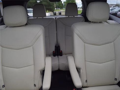 Used 2021 Cadillac XT6 Sport image 33