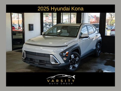 Used 2025 Hyundai Kona SEL image 1