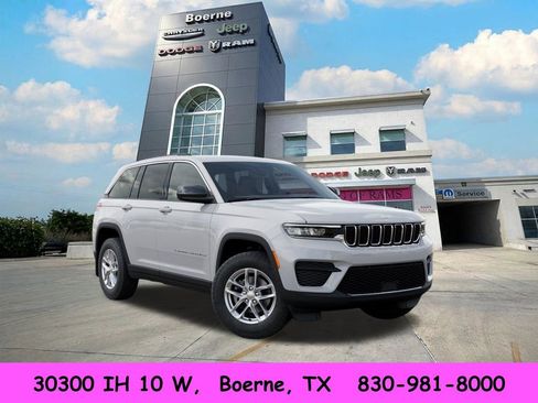 New 2026 Jeep Grand Cherokee Laredo X RWD image 5