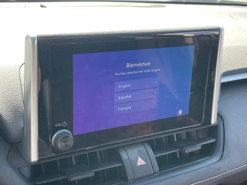 Used 2023 Toyota RAV4 LE image 9