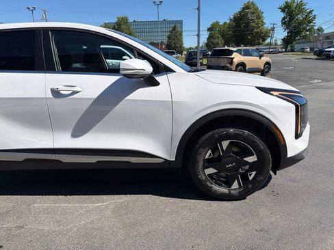 New 2026 Kia Sportage LX AWD/4WD image 6