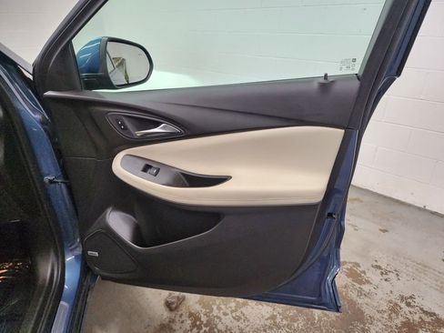 Used 2024 Buick Encore GX Avenir w/ Avenir Convenience Package image 33