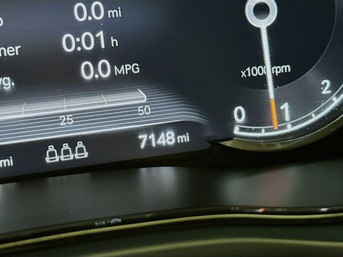 Used 2024 Genesis GV70 3.5T Sport w/ Sport Advanced Package image 9