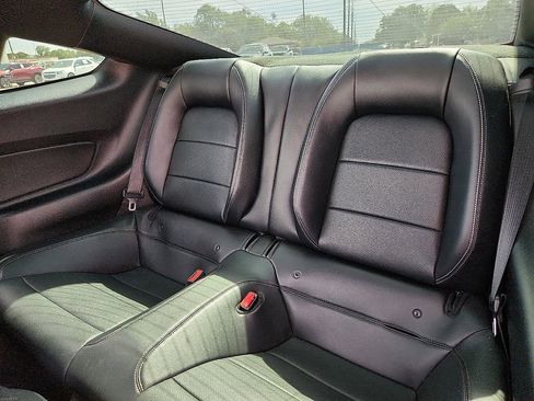Used 2015 Ford Mustang Premium RWD image 7