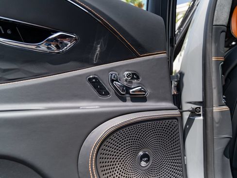 New 2026 Bentley Flying Spur Plug-In Hybrid AWD/4WD image 29